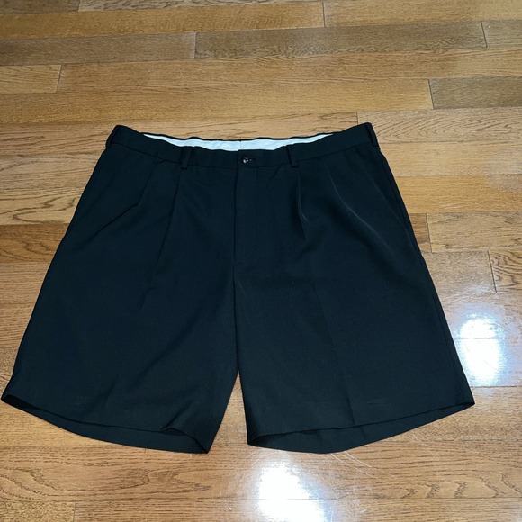 Alan Flusser Other - Alan Flusser Golf Men Pleated Dress Shorts Sz 40 Black Lightweight Poly Classic